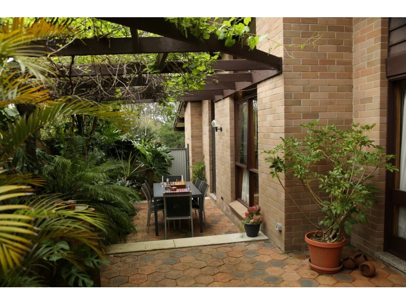 17 Bowada Street, Bomaderry NSW 2541