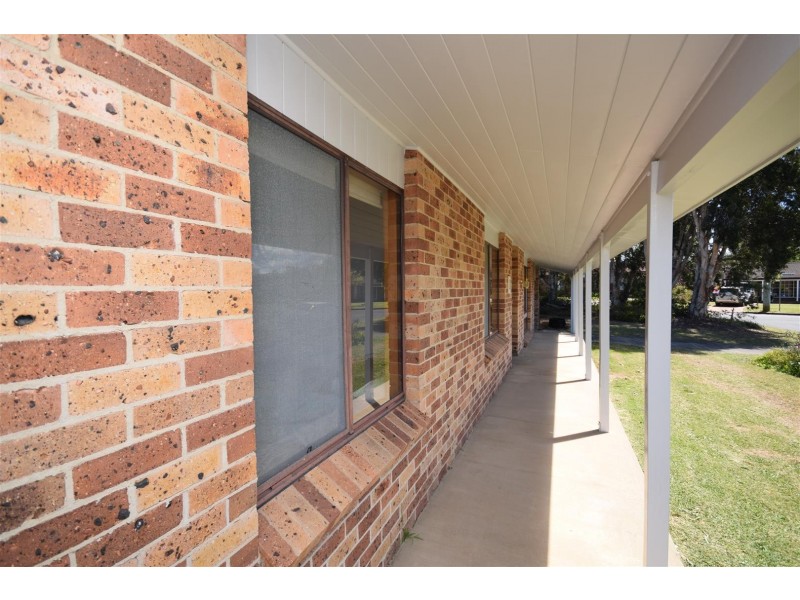 1 Clarke Avenue, North Nowra NSW 2541