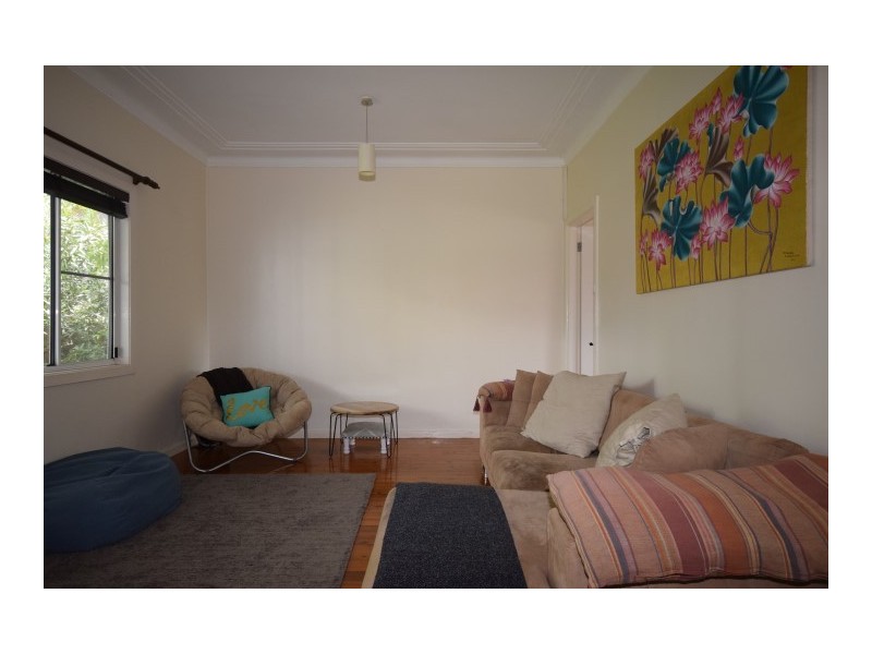 3 HUXLEY STREET, Nowra NSW 2541