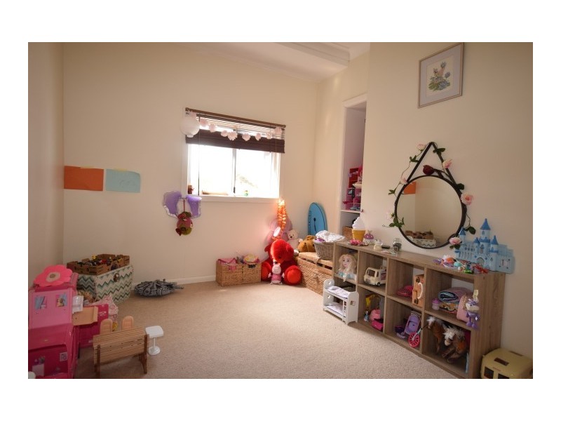 3 HUXLEY STREET, Nowra NSW 2541