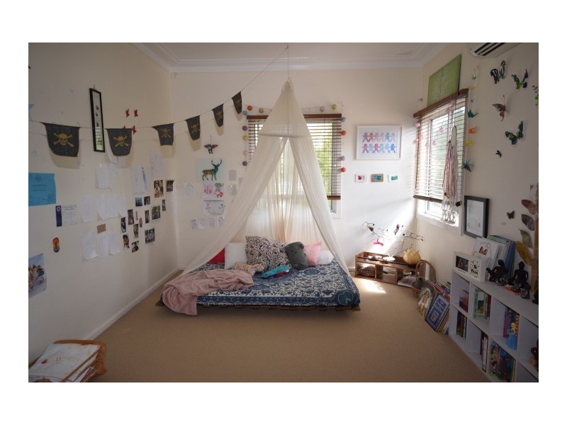 3 HUXLEY STREET, Nowra NSW 2541