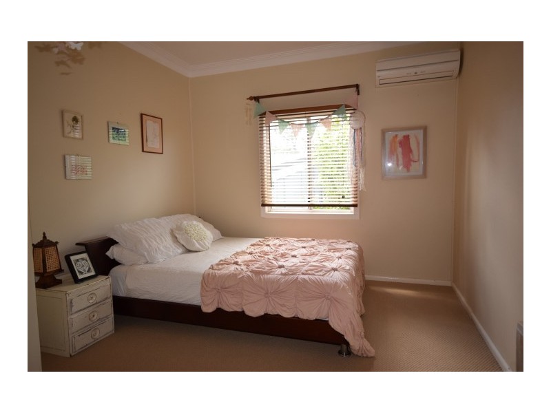 3 HUXLEY STREET, Nowra NSW 2541