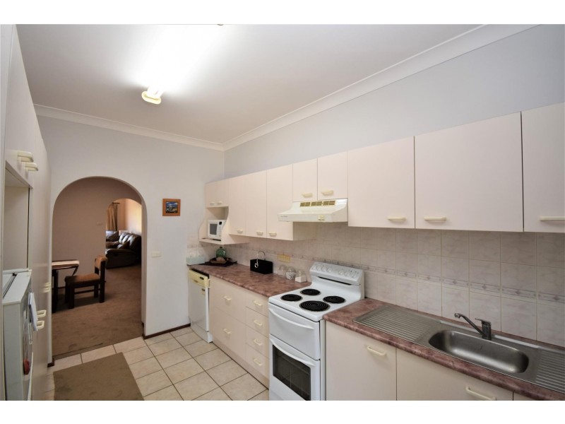 77 Illaroo Road, North Nowra NSW 2541