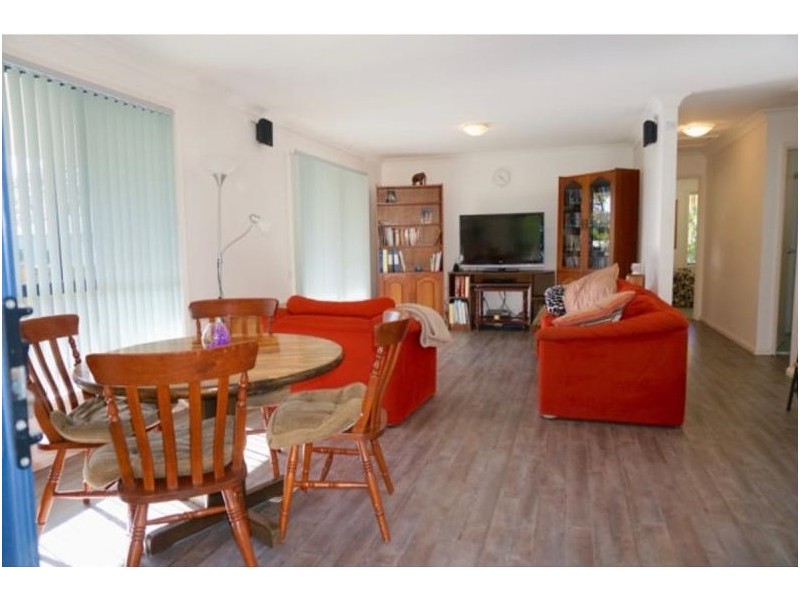 57a McArthur Drive, Falls Creek NSW 2540