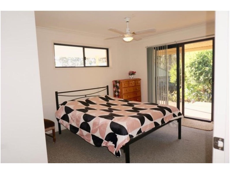 57a McArthur Drive, Falls Creek NSW 2540