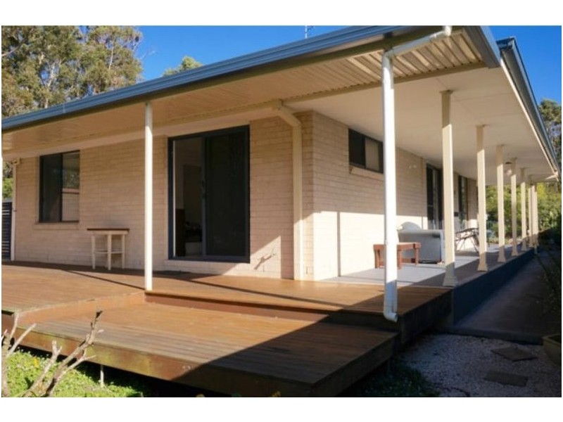 57a McArthur Drive, Falls Creek NSW 2540