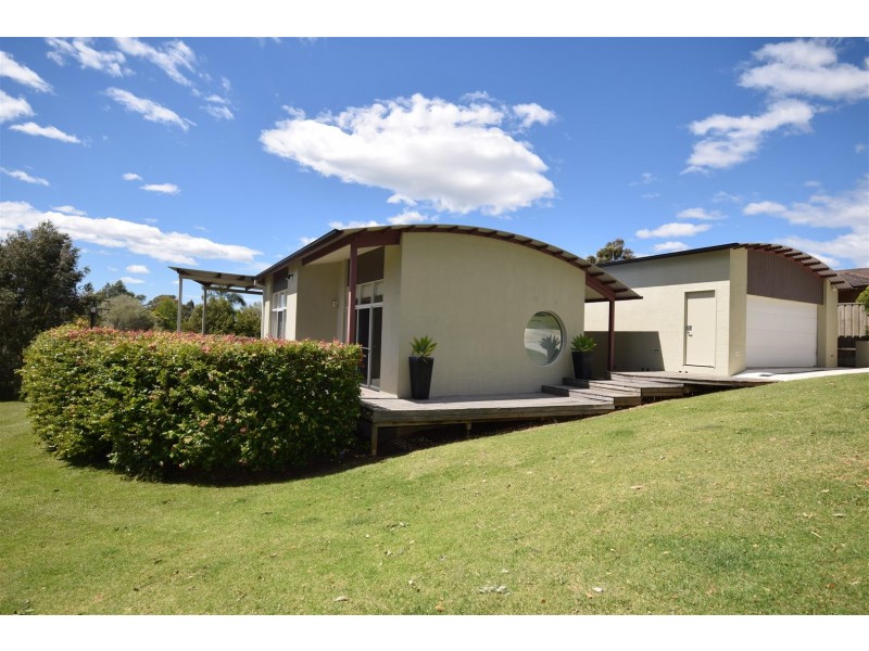26 Goorama Drive, Cambewarra NSW 2540