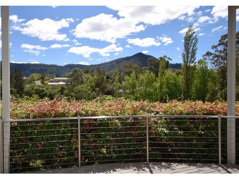 26 Goorama Drive, Cambewarra NSW 2540