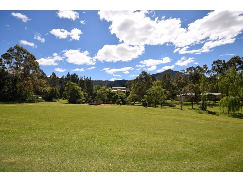 26 Goorama Drive, Cambewarra NSW 2540