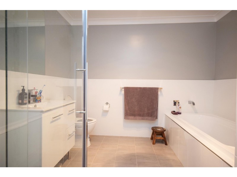 11 and 11A George Lee Way, North Nowra NSW 2541