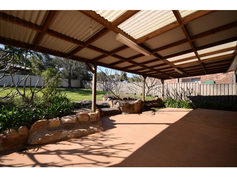 34 Peak Ave, North Nowra NSW 2541