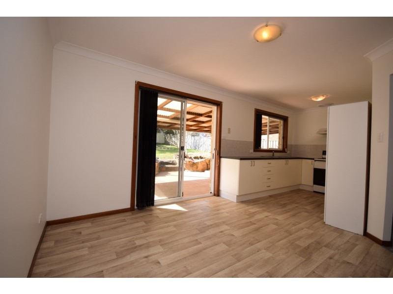 34 Peak Ave, North Nowra NSW 2541