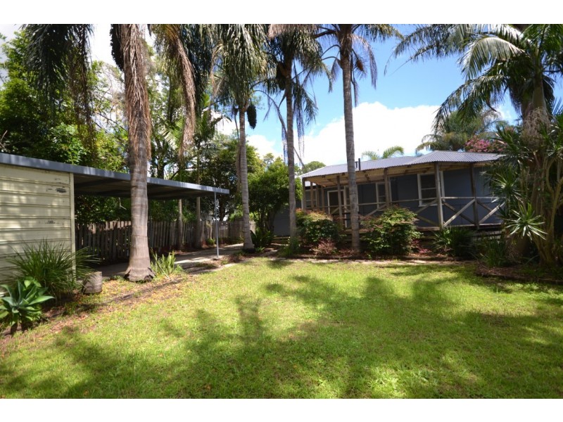 2 Young Avenue, Nowra NSW 2541