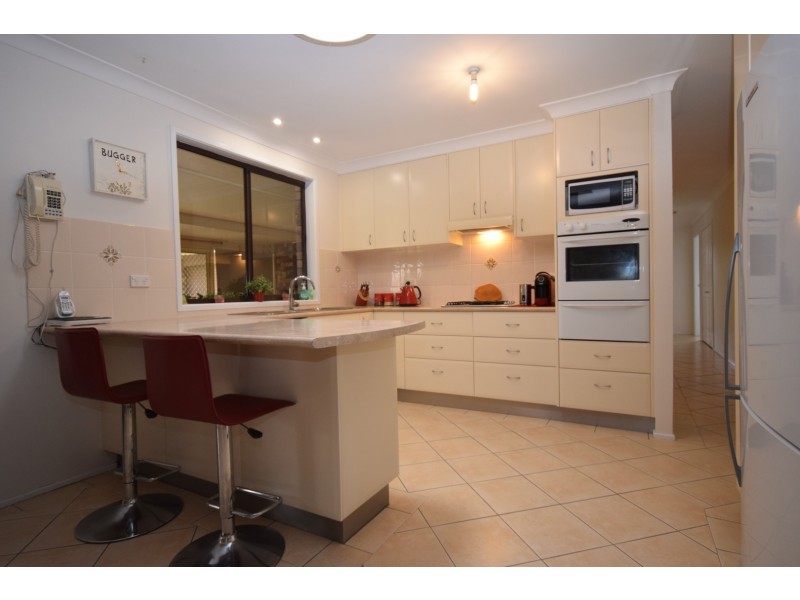 31 Glenair Avenue, Nowra NSW 2541