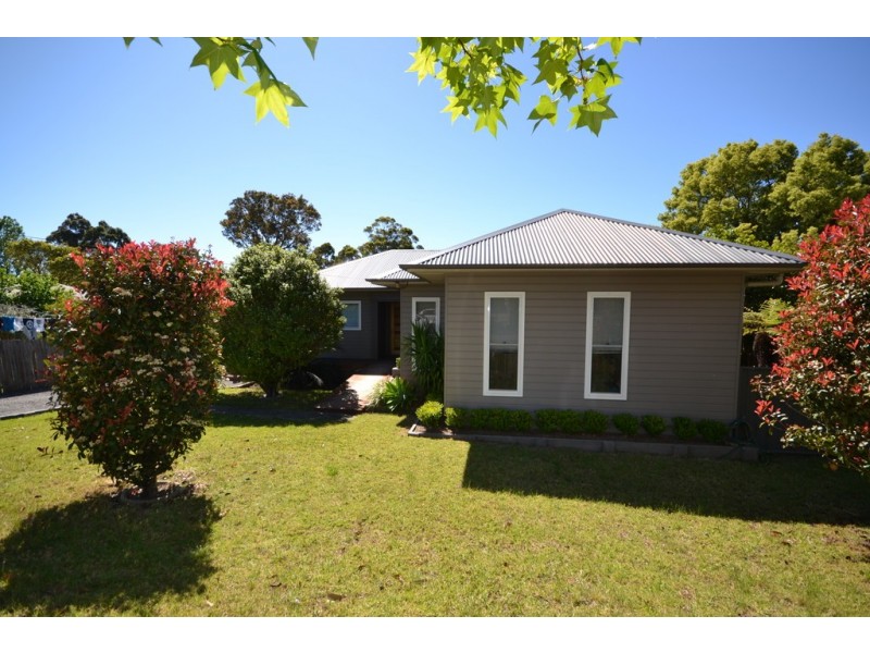 2 Ryan Avenue, Nowra NSW 2541