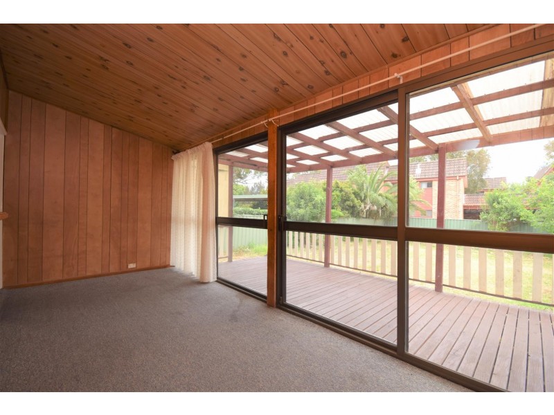 77 Moss Street, Nowra NSW 2541