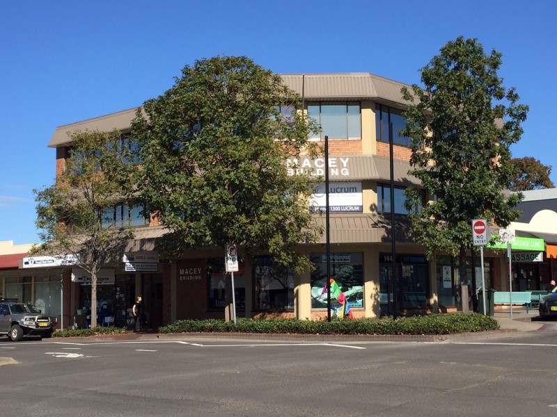 144 Junction Street, Nowra NSW 2541