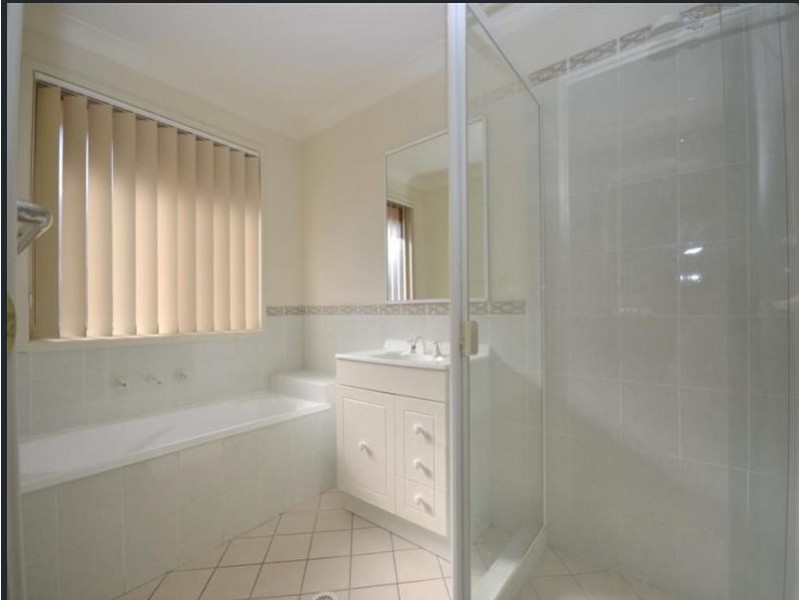 2 Kembla Close, Nowra NSW 2541