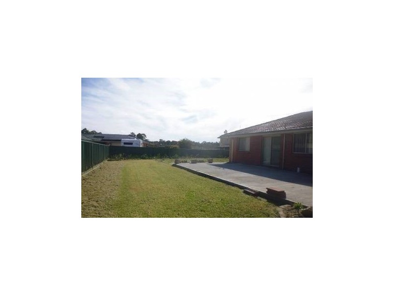 2 Kembla Close, Nowra NSW 2541