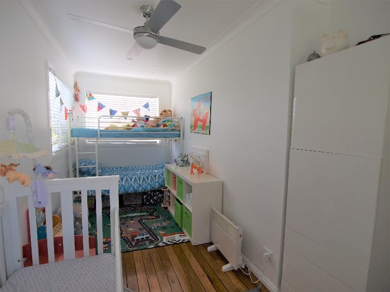 17 Renown Avenue, Shoalhaven Heads NSW 2535