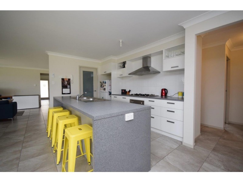 53 Bowerbird Street, South Nowra NSW 2541