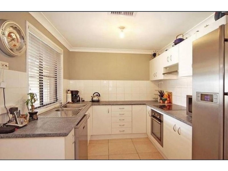 49 St James Crescent, Worrigee NSW 2540