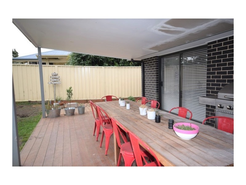 20 Langside Avenue, West Nowra NSW 2541