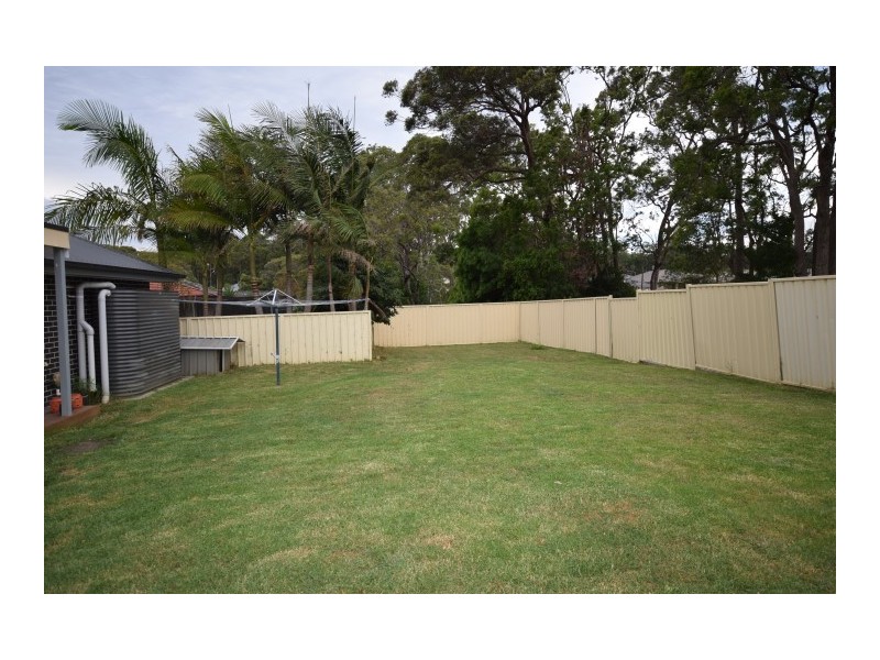 20 Langside Avenue, West Nowra NSW 2541