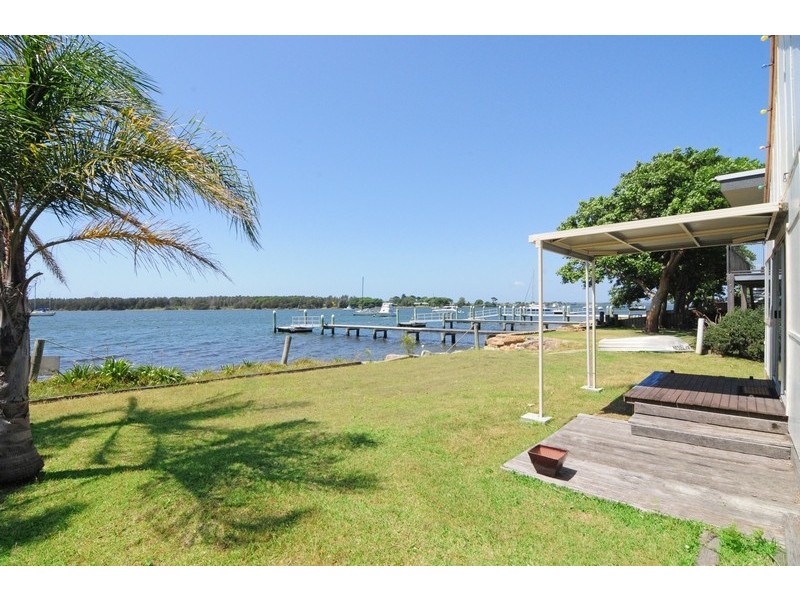 38 Hay Avenue, Shoalhaven Heads NSW 2535