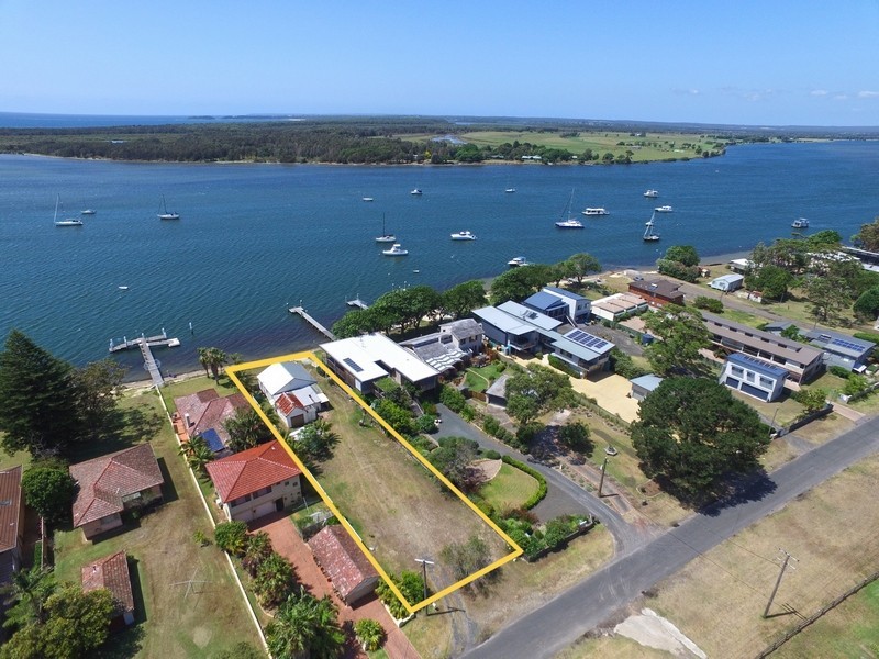 38 Hay Avenue, Shoalhaven Heads NSW 2535