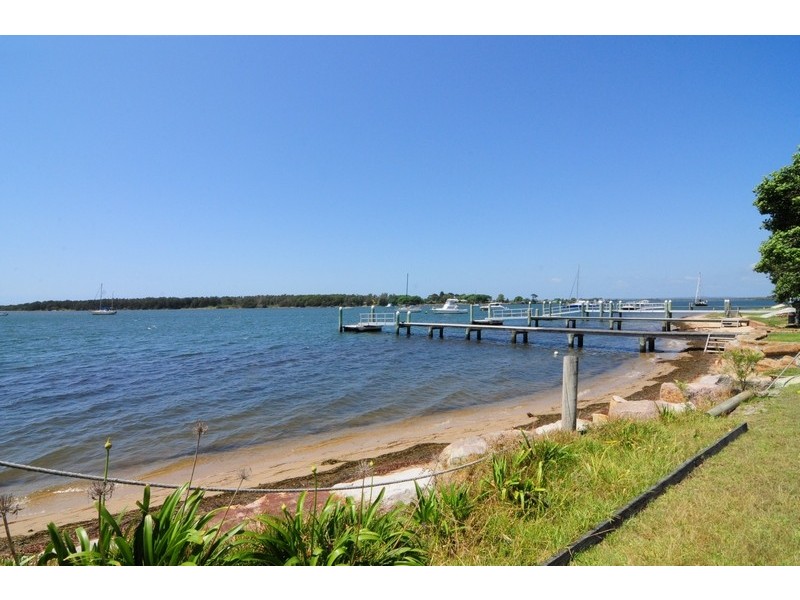 38 Hay Avenue, Shoalhaven Heads NSW 2535