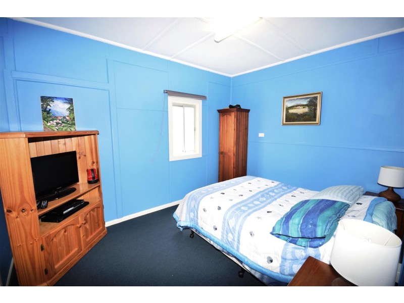38 Hay Avenue, Shoalhaven Heads NSW 2535