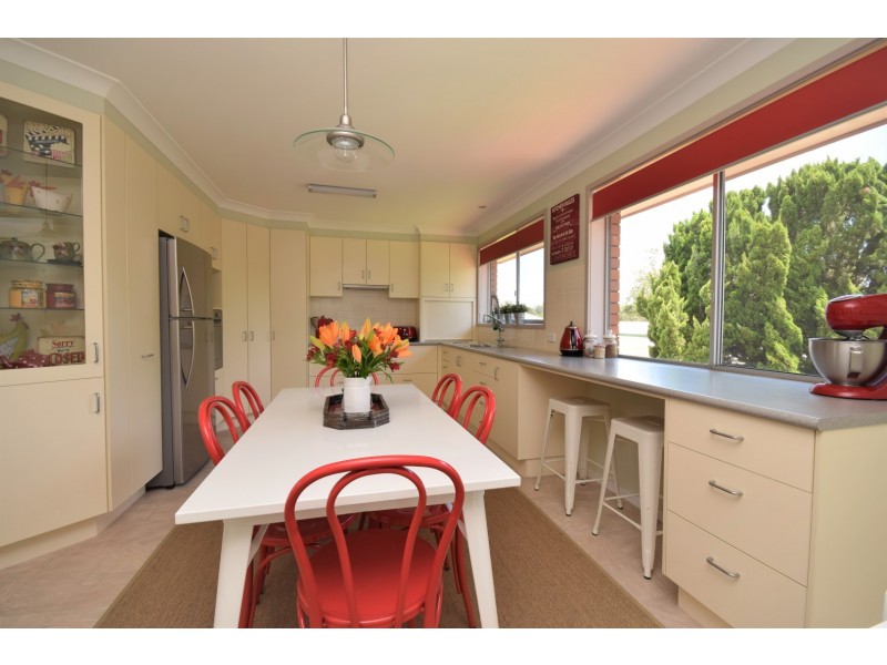 137 Plunkett Street, Nowra NSW 2541