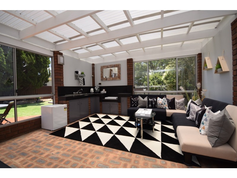 137 Plunkett Street, Nowra NSW 2541