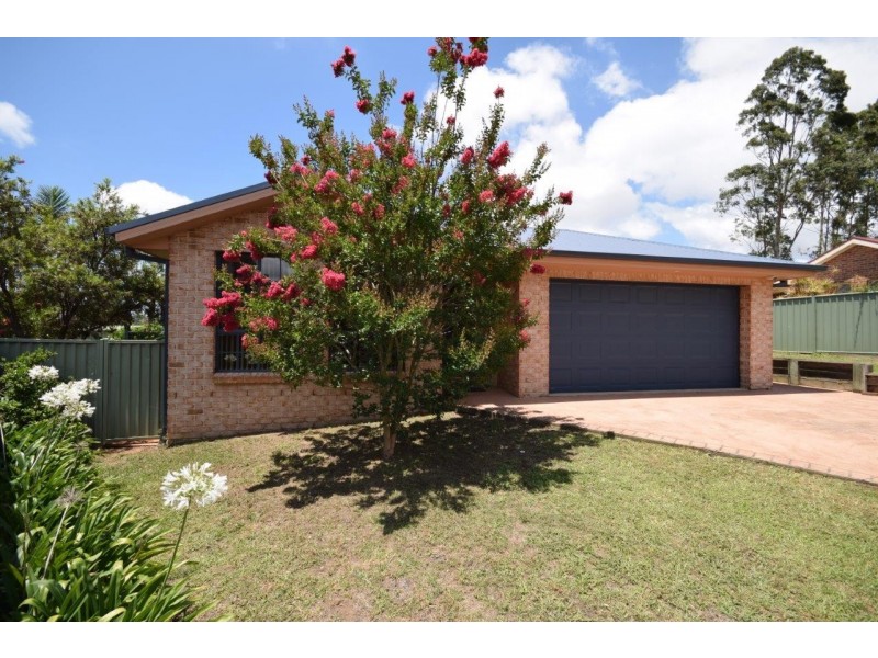 11 Cornelius Place, Nowra NSW 2541