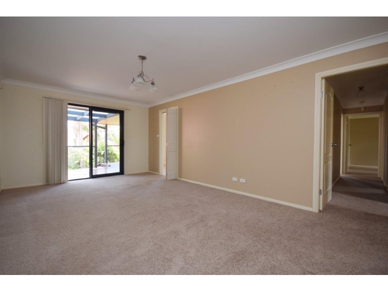 11 Cornelius Place, Nowra NSW 2541