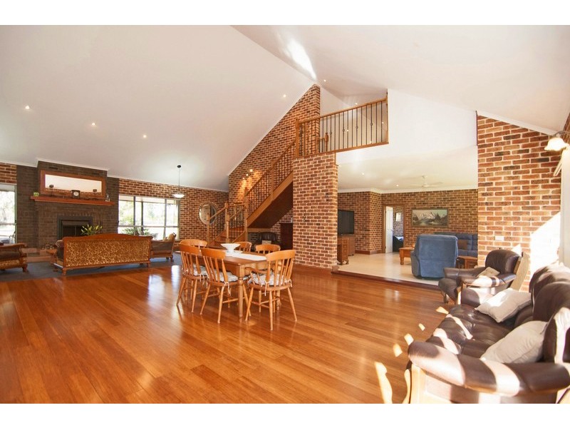 7 Linkwood Drive, Nowra Hill NSW 2540