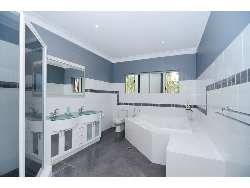 7 Linkwood Drive, Nowra Hill NSW 2540