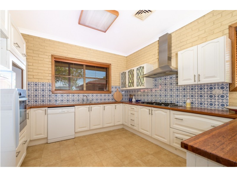 9 Nooramunga Avenue, Cambewarra NSW 2540