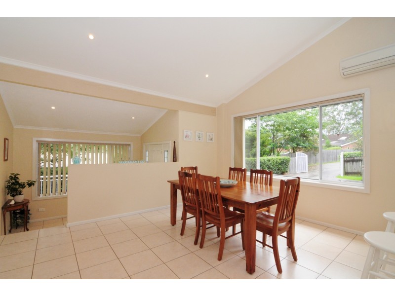 18 Windsor Drive, Berry NSW 2535