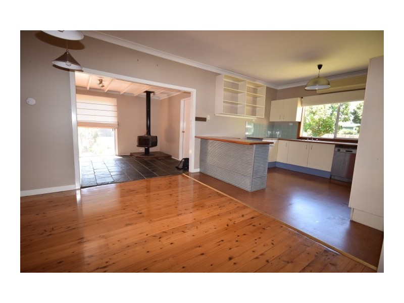 10 Forsyth Street, Terara NSW 2540