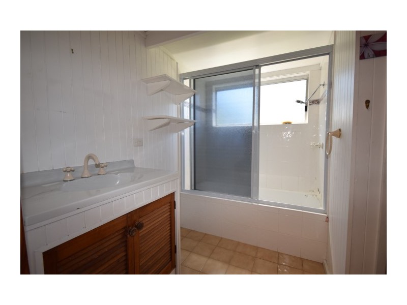 10 Forsyth Street, Terara NSW 2540