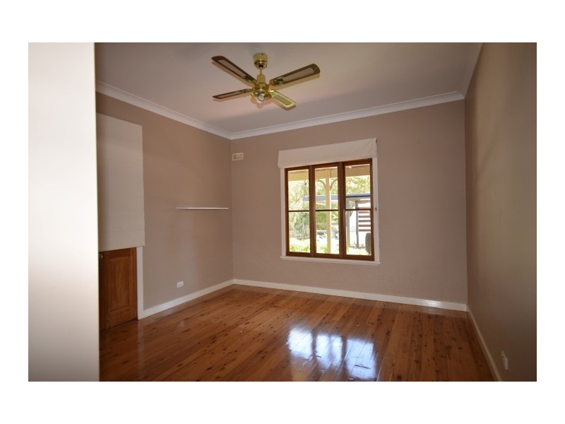 10 Forsyth Street, Terara NSW 2540