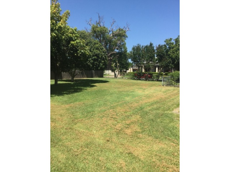 10 Forsyth Street, Terara NSW 2540