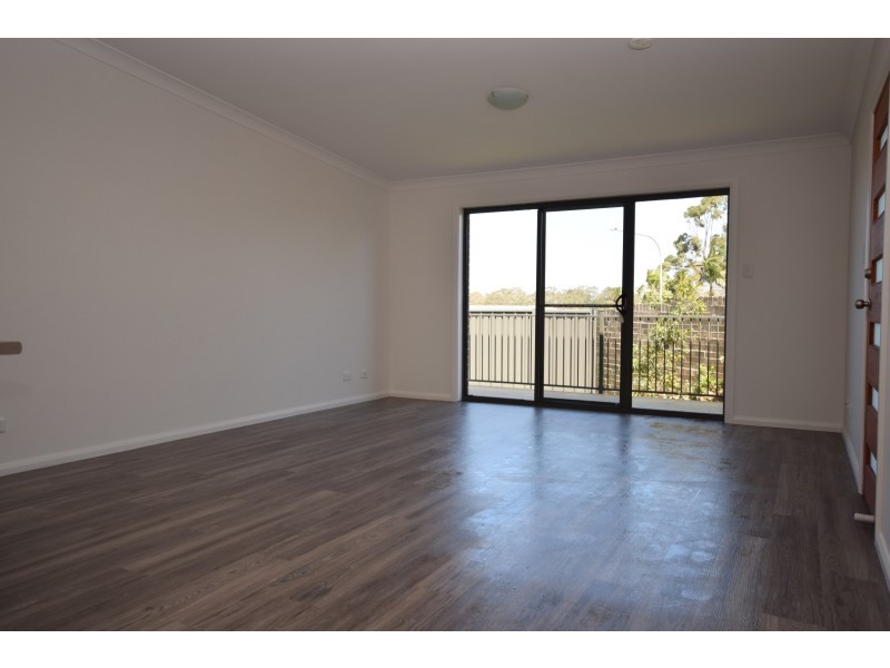 8/25 Royal Street, Worrigee NSW 2540