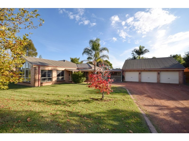 16 Kongoola Avenue, Cambewarra NSW 2540