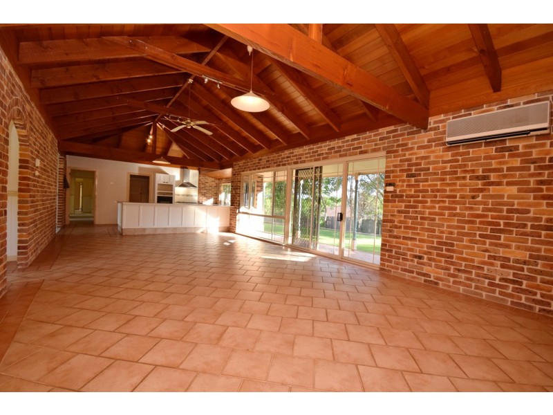 16 Kongoola Avenue, Cambewarra NSW 2540