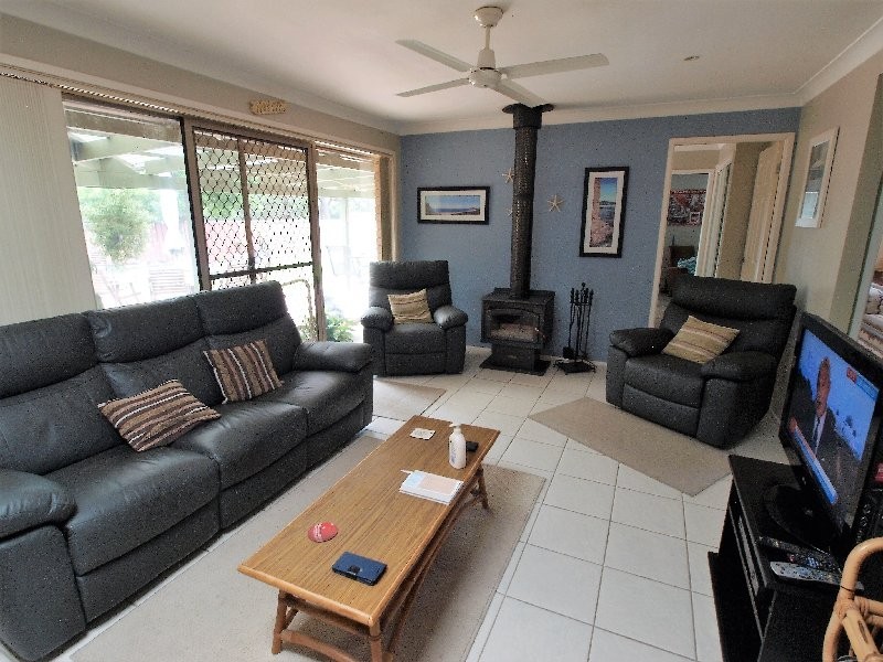 32 Towers Road, Shoalhaven Heads NSW 2535