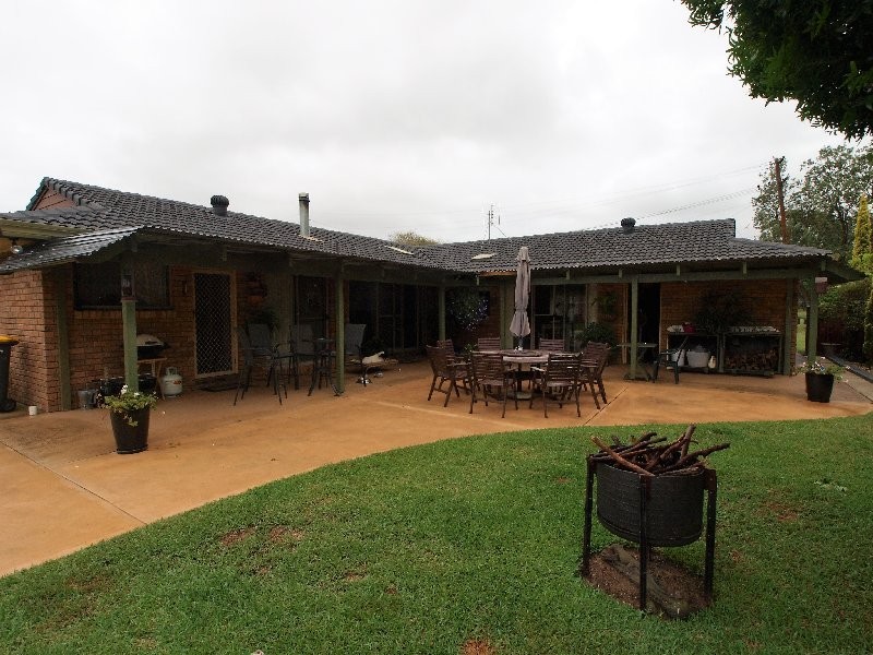 32 Towers Road, Shoalhaven Heads NSW 2535