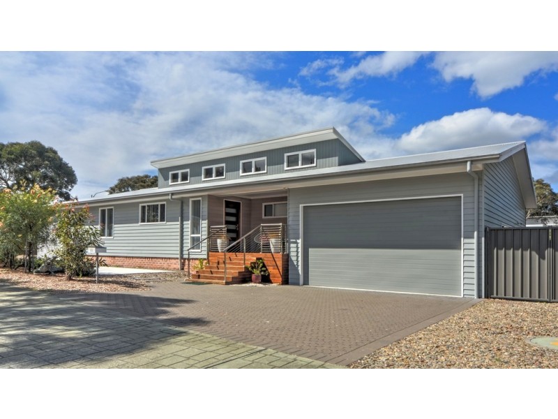 11 Hazelwood Rise, Callala Beach NSW 2540
